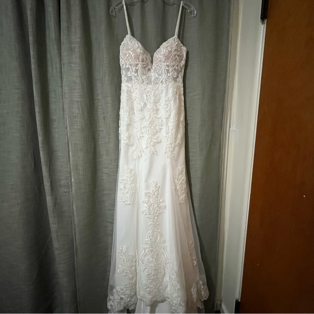 Stella York Fall 2024 Style 7863 Wedding Dress - Unworn Sample Discontinued